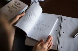 Contoh Geguritan Gagrak Lawas Tema Pendidikan Warisan Sastra yang Sarat Makna